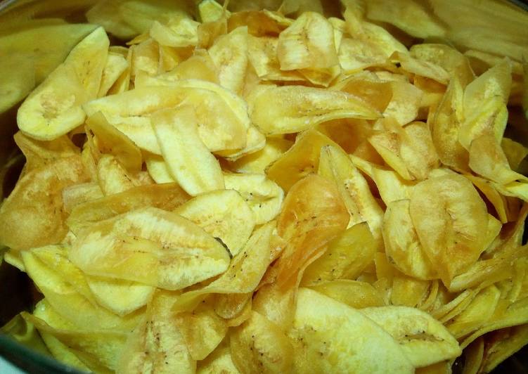 Easiest Way to Prepare Any-night-of-the-week Home Made Matoke Crisps