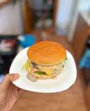Hamburguesa de ternera con salsa de champiñones