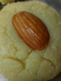 કીટુંના પેંડા (penda recipe in Gujarati) રેસીપી મુખ્ય ફોટો