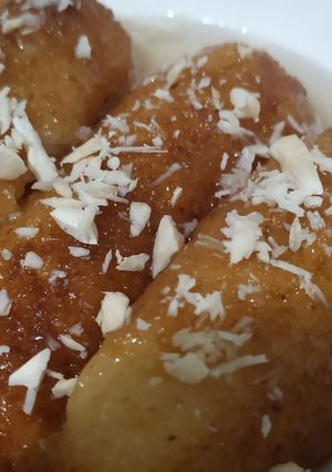 ரவை ஜாமுன் (Rava Jamun Recipe in Tamil) செய்முறை முக்கிய புகைப்படம்