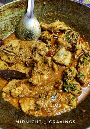 A picture of Chicken curry.