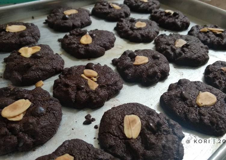 Cara Gampang Menyiapkan Choco Cookies Praktis yang Lezat
