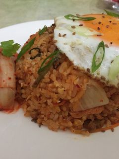Hình của món Cơm rang kimchi.