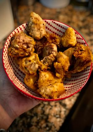 Foto principal de Pollo frito al ajillo en airfryer