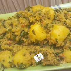 A picture of Cous cous and potato porridge.