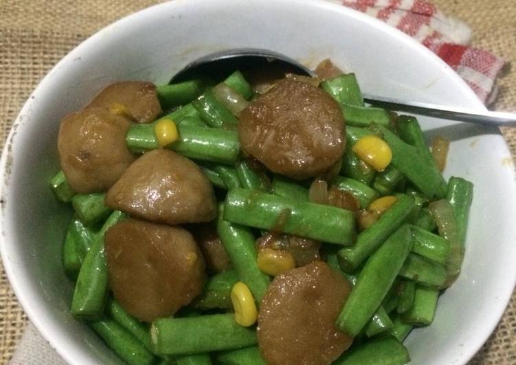 Resep Tumis buncis jagung manis bakso ala fe yang Enak