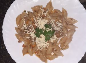 Una foto de One Pot Pasta de Fideos Caracol