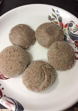 A picture of Finger Millet Ragi / nachni Idli.