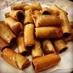 A picture of Beef Lumpia Shanghai.