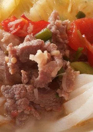Hình của món Mì quảng bò.
