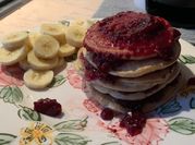 Una foto di pancake light con albume
