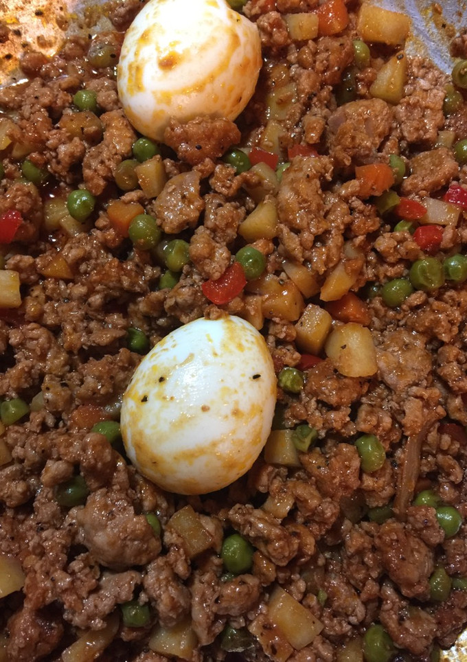 A picture of Pork Picadillo (Pork giniling).