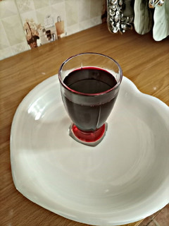 A picture of Roselle drink.