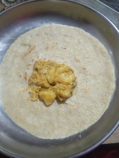 முழு கோதுமை தோசை (wheat dosai recipe in tamil) செய்முறை முக்கிய புகைப்படம்