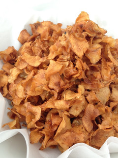 A picture of Crispy Sunchoke Chips.