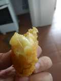 Bolinho de macaxeira com queijo minas e pimentinha de cheiro