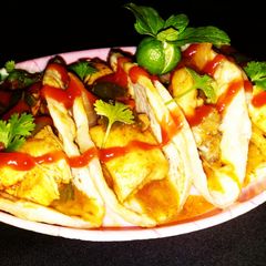 A picture of Tortilla in capci chicken.