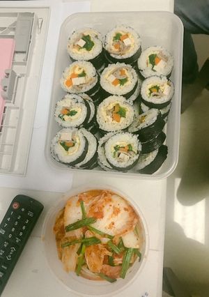 Hình của món Cơm cuộn.