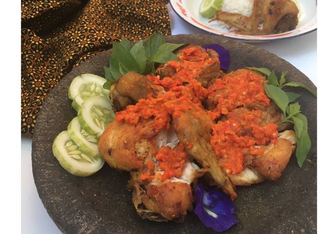 Ayam Geprek Sambal Korek