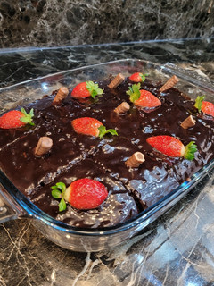 عکسی از دستور کیک خیس شکلاتی
