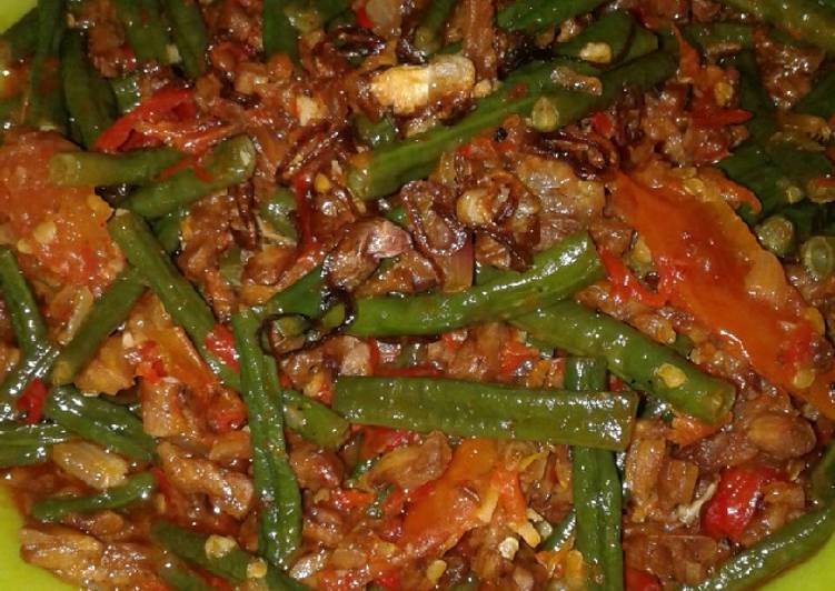 Tumis kacang panjang mix tempe krispi