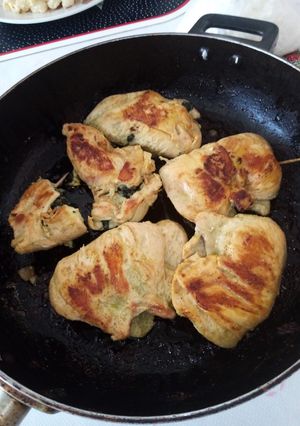 Una foto de Pechugas rellenas de espinaca