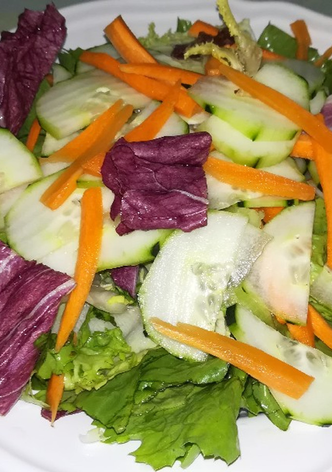 Una foto de Ensalada 4 colores al vinagre dulce