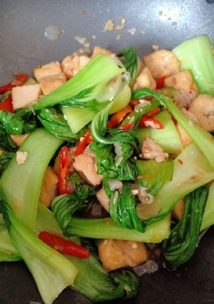 Foto resep Tumis tahu pokcoy pedas
