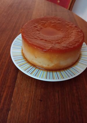 Una foto de Pudin de pan con sabor a plátano