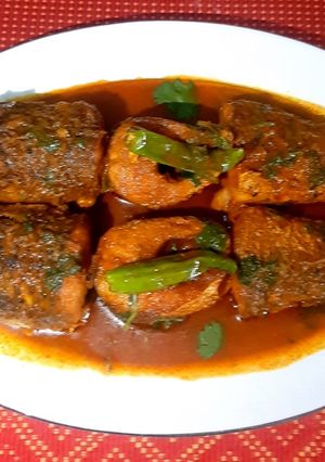 কালো জিরে ফোড়ন দিয়ে বাটা মাছের ঝোল রেসিপির প্রধান ছবি