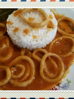 Una foto de Calamares en salsa americana