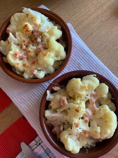 Una foto de Coliflor con queso al horno