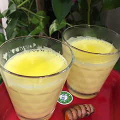 A picture of Turmeric milk.