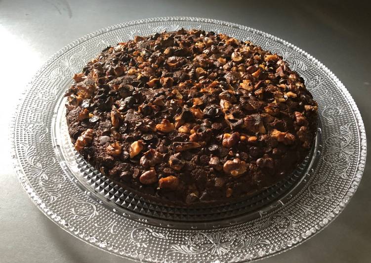 Comment Préparer Les Gâteau chocolaté aux noix et à la compote de pommes