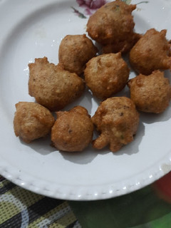 ડાકોરના ગોટા (Dakor Gota Recipe In Gujarati) રેસીપી મુખ્ય ફોટો
