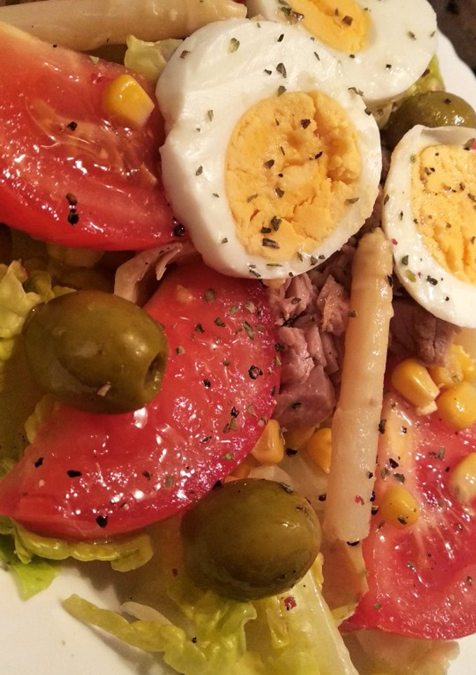 Una foto de Ensalada mixta