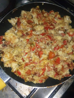 A picture of Egg souce.