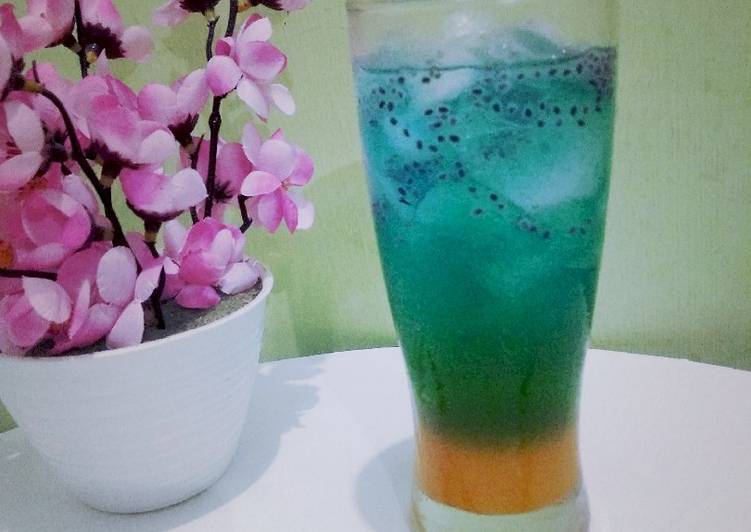 Langkah Mudah untuk Membuat Blue Ocean Drink, Enak Banget