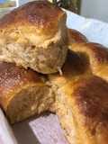 Thai Milk Tea Bread with Cheese Fillings