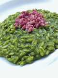Risotto con crema di spinaci e tastasale croccante