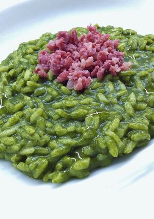 Foto di Risotto con crema di spinaci e tastasale croccante