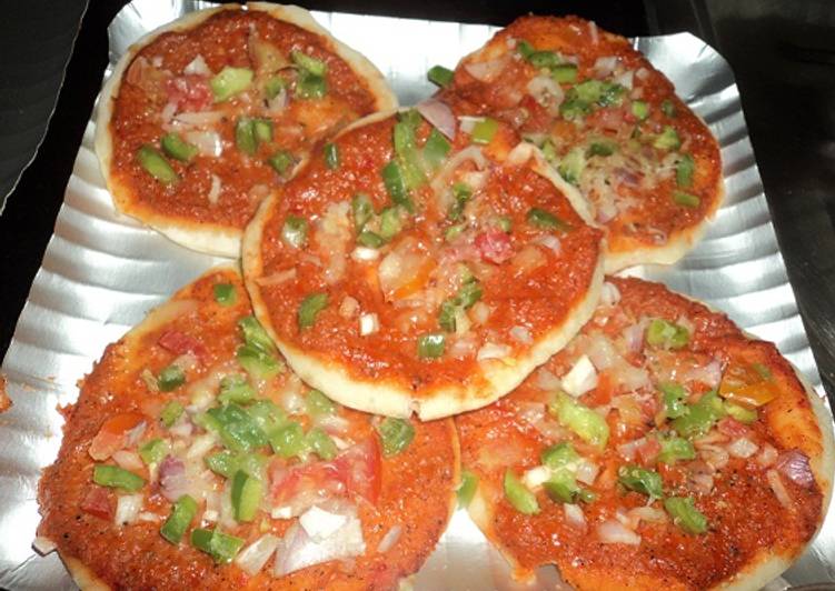 Recipe of Perfect Mini Pizza