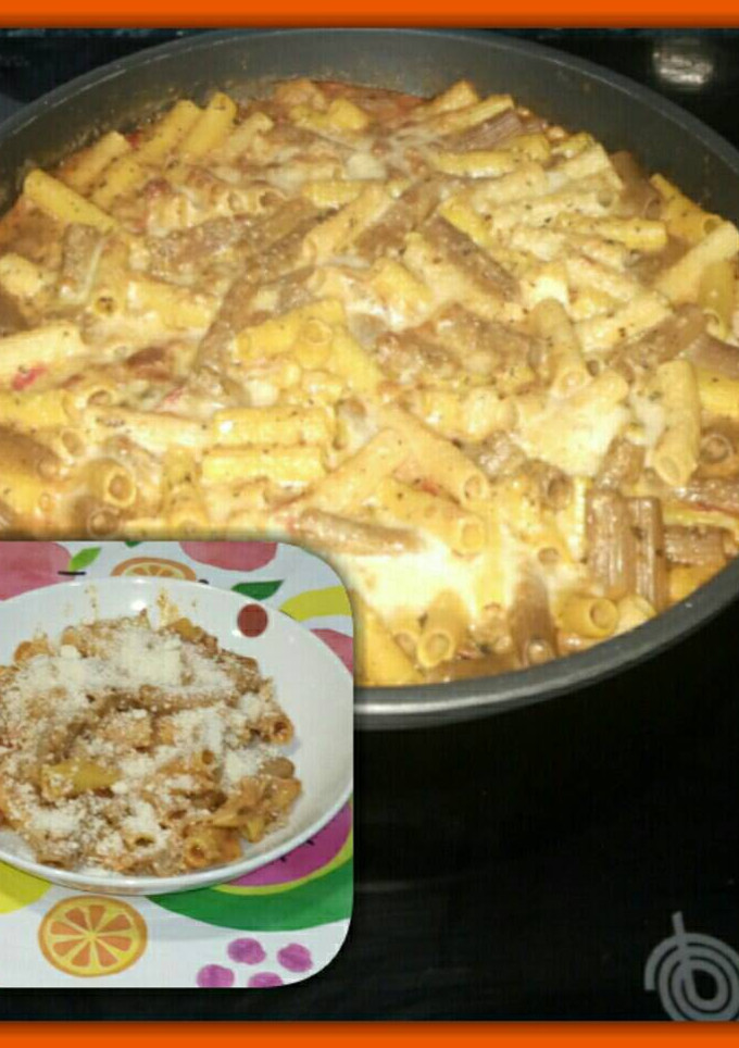 Una foto de Macarrones con bacalao y pimientos
