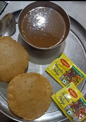 अजवाइन मसाला पूरी (Ajwain masala puri recipe in hindi) रेसिपी मुख्य फोटो