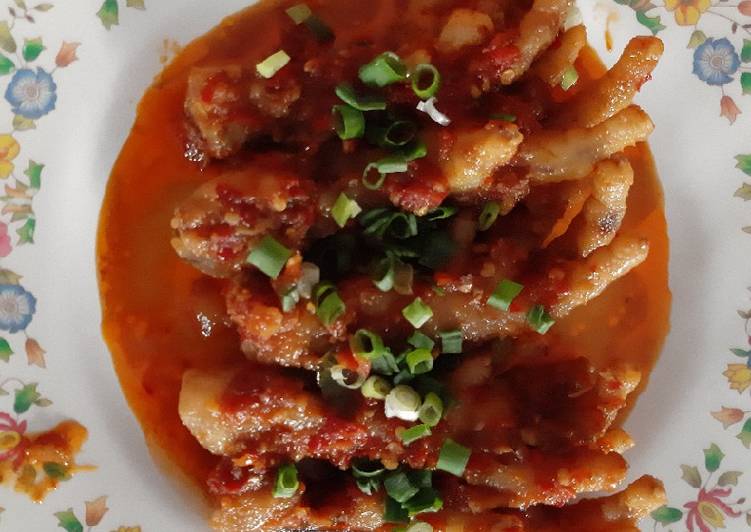 Ceker pedas mercon kaya rempah