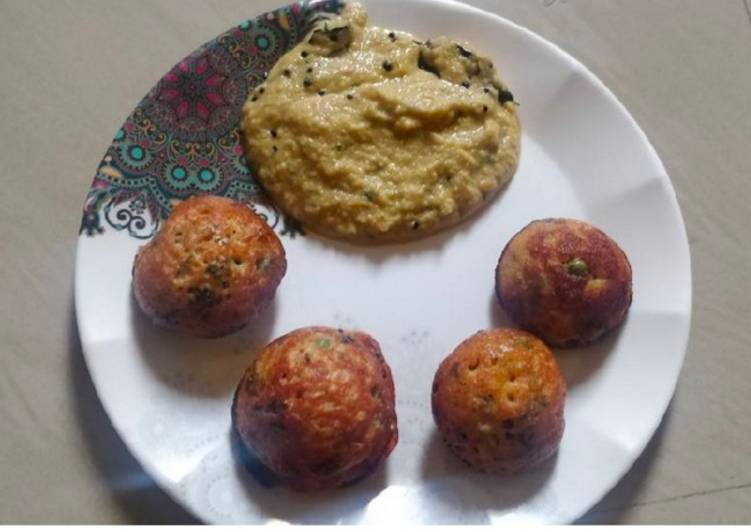 Paddu with Chutney