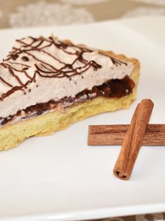 Szilvás fahéjkrémes pite recept fotója