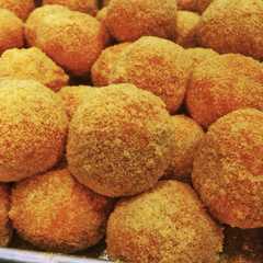 รูปของ Kroket Kentang isi Ayam & Wortel