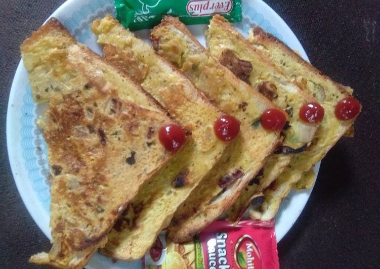 Recipe of Homemade Besan ke crispy toast