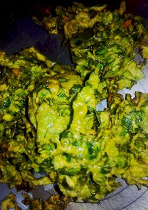 पालक पकोड़ा (palak pakora recipe in hindi) रेसिपी मुख्य फोटो